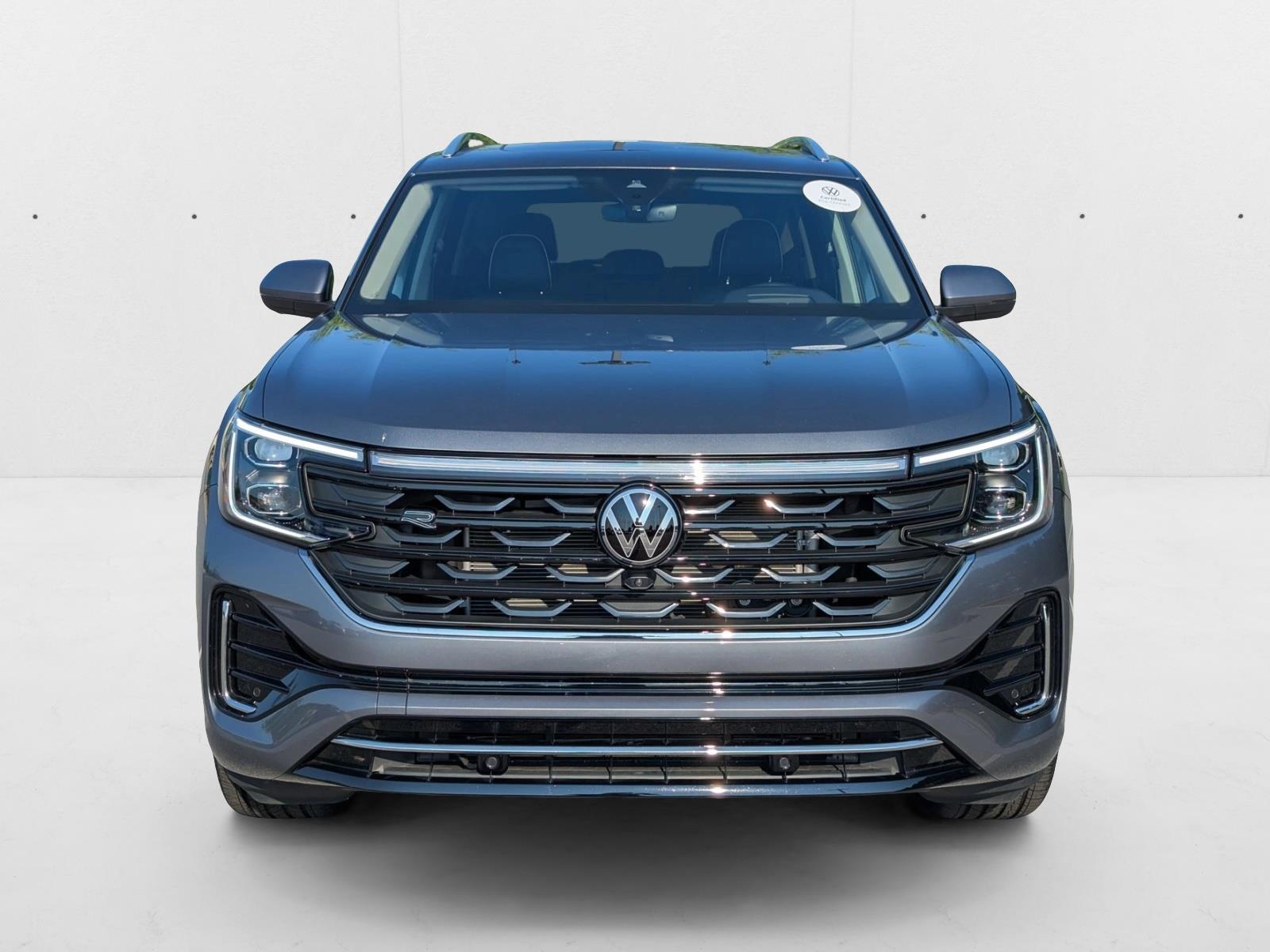 2024 Volkswagen Atlas SEL Premium R-Line photo 2