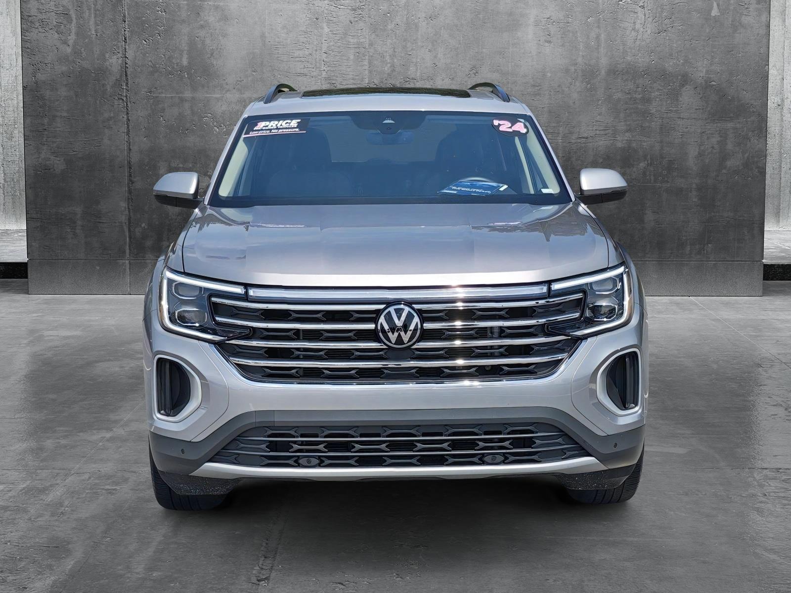 Certified 2024 Volkswagen Atlas SE w/Tech with VIN 1V2JR2CA3RC526000 for sale in Columbus, GA