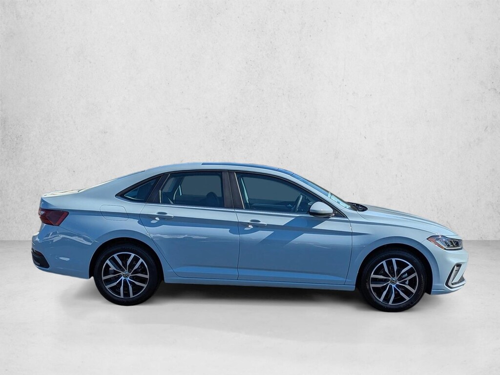 New 2026 Volkswagen Jetta 1.5T SE Sedan