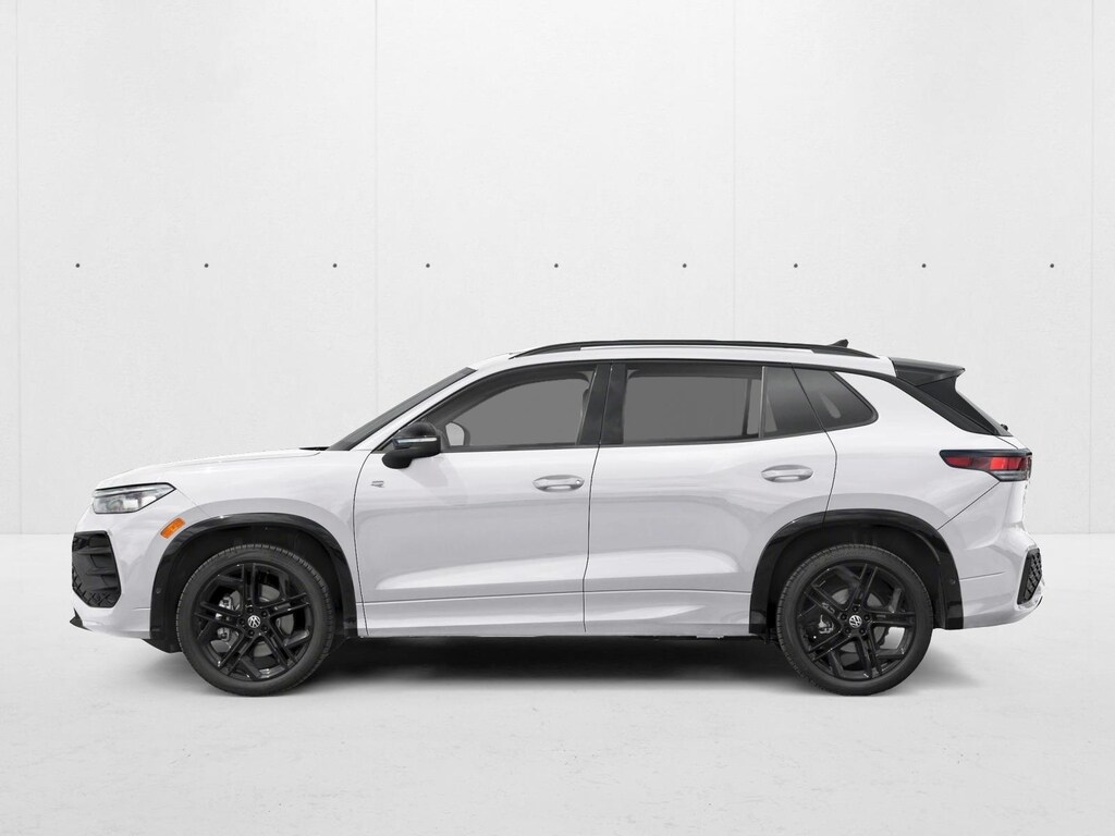 New 2026 Volkswagen Tiguan 2.0T SE R-Line Black SUV