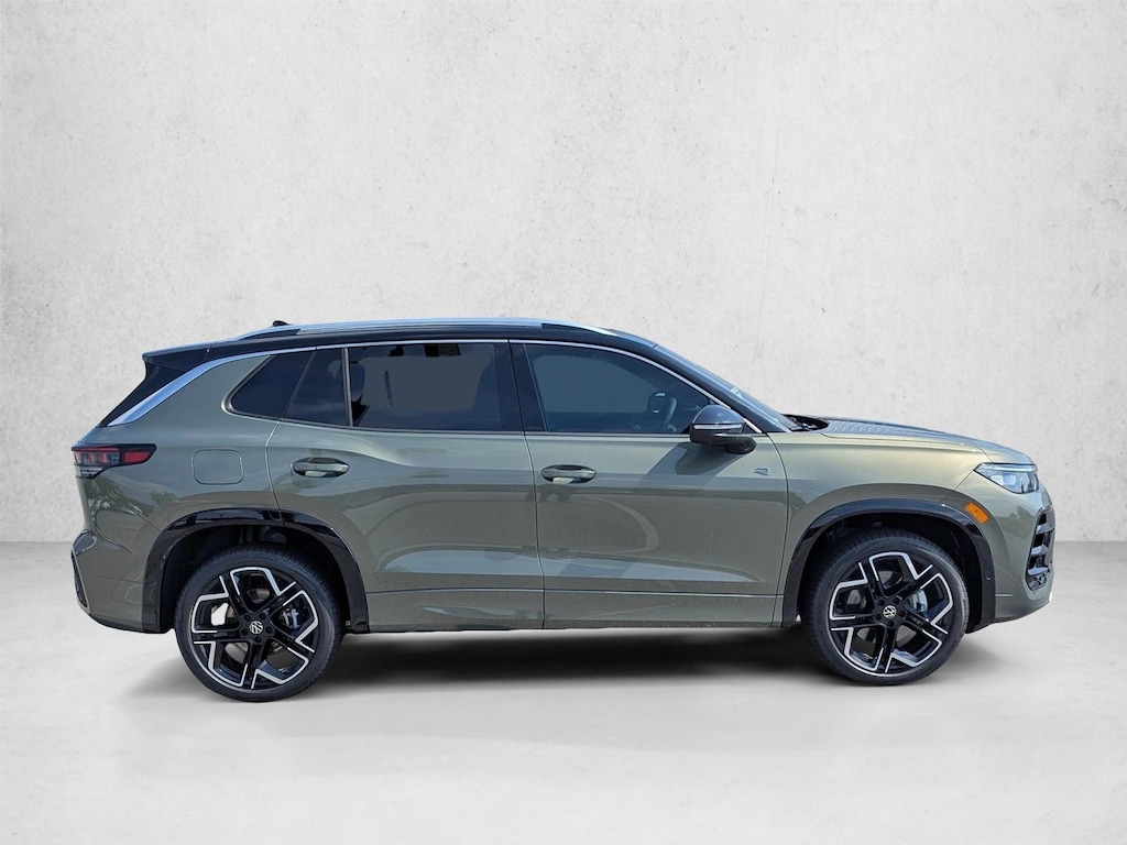 New 2026 Volkswagen Tiguan 2.0T SEL R-Line Turbo SUV