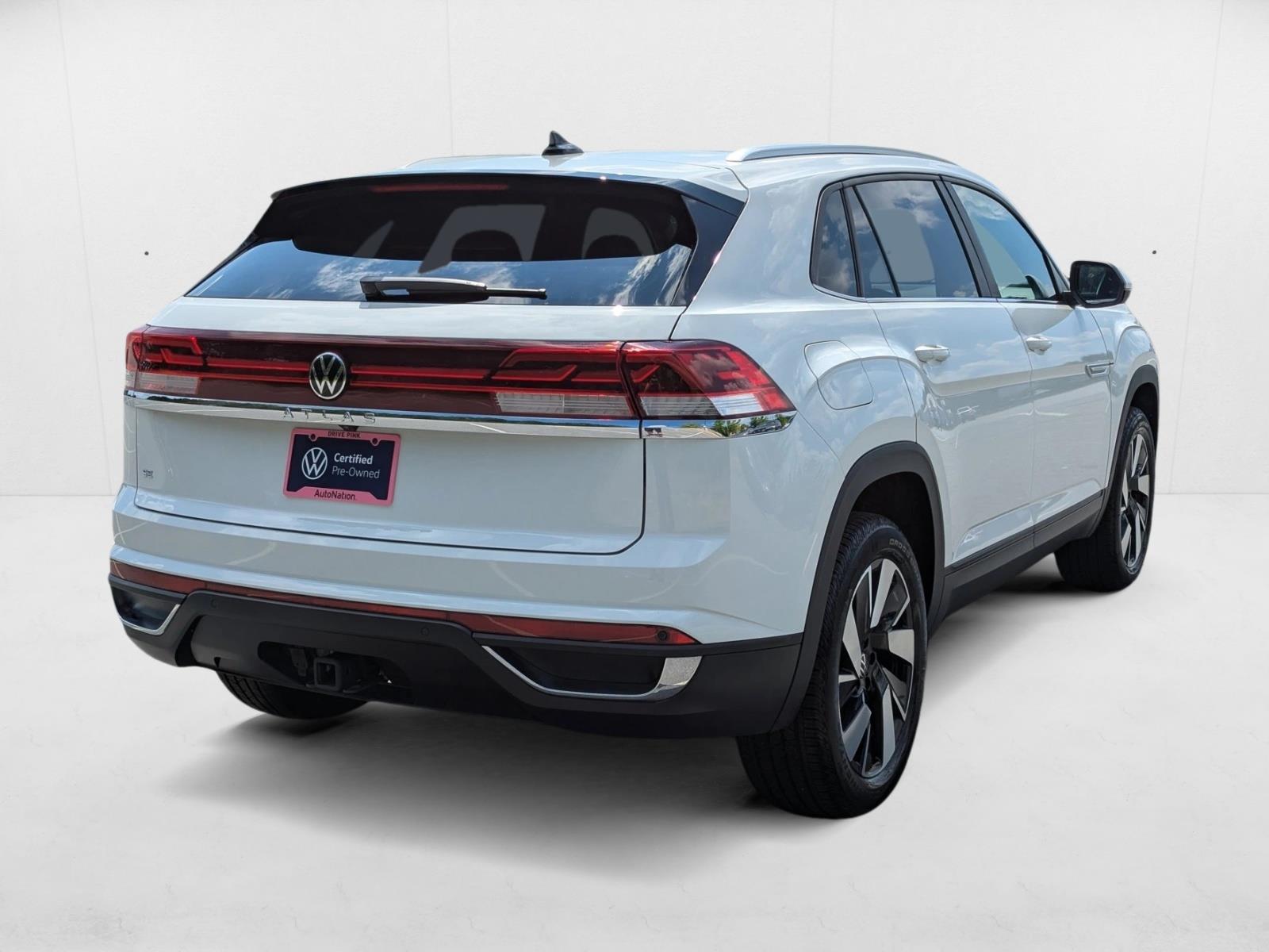 Image of Certified Pre Owned 2024 Volkswagen Atlas Cross Sport 2.0T SE w/Technology