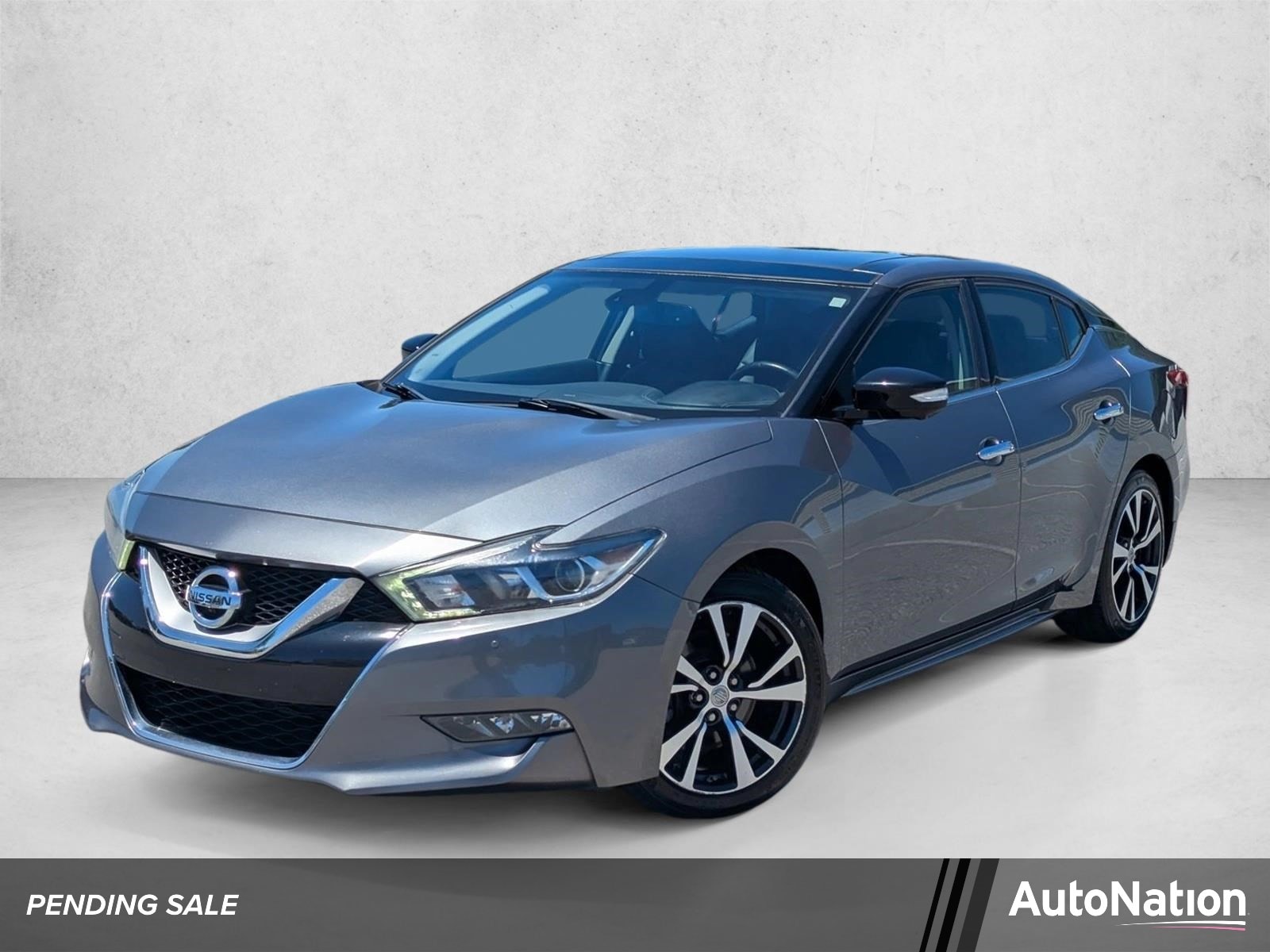 2017 Nissan Maxima Platinum's photo