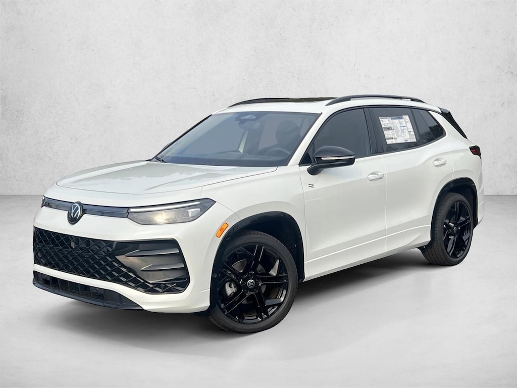 New 2026 Volkswagen Tiguan 2.0T SE R-Line Black SUV