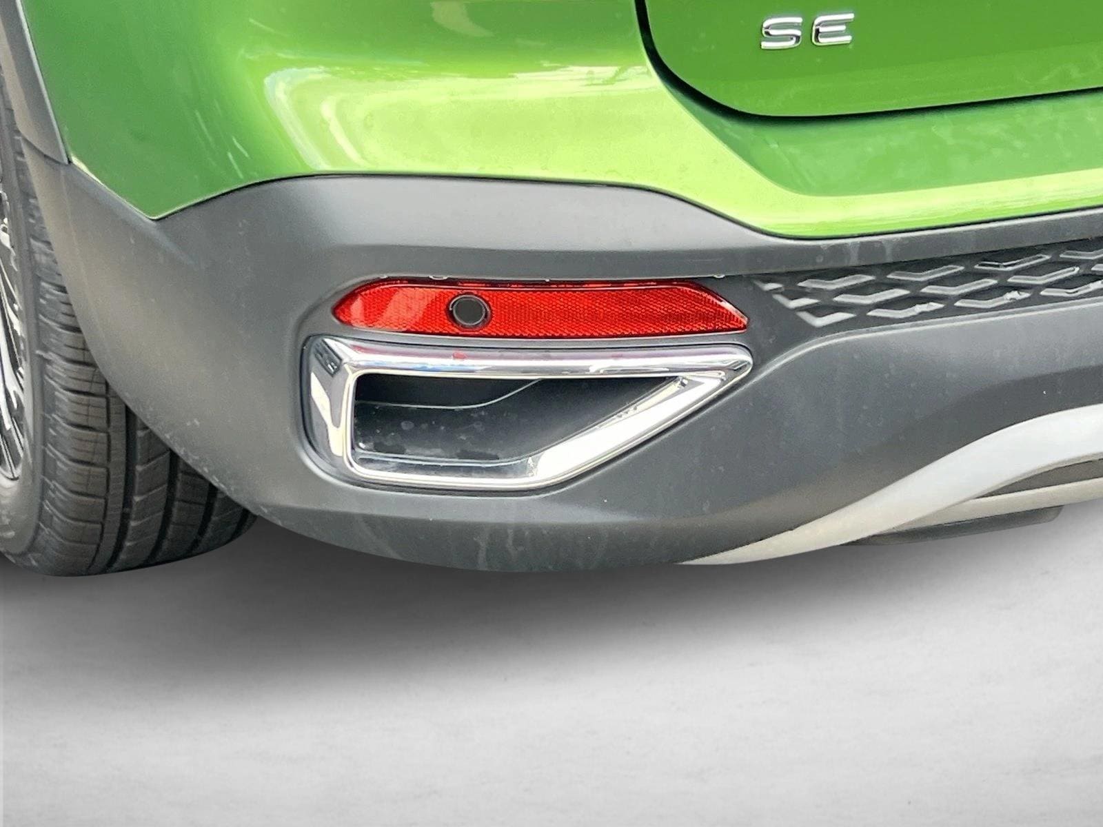 2025 Volkswagen Taos SE - Photo 11