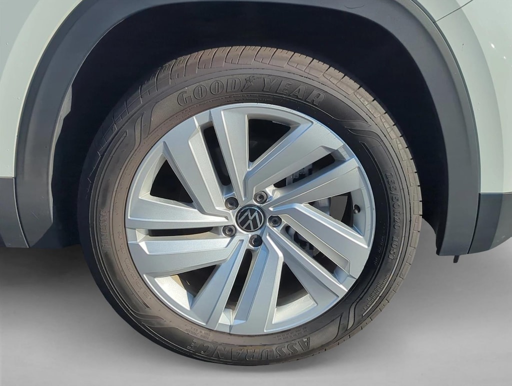 Used 2023 Volkswagen Atlas Cross Sport 3.6L V6 SE w/Technology SUV