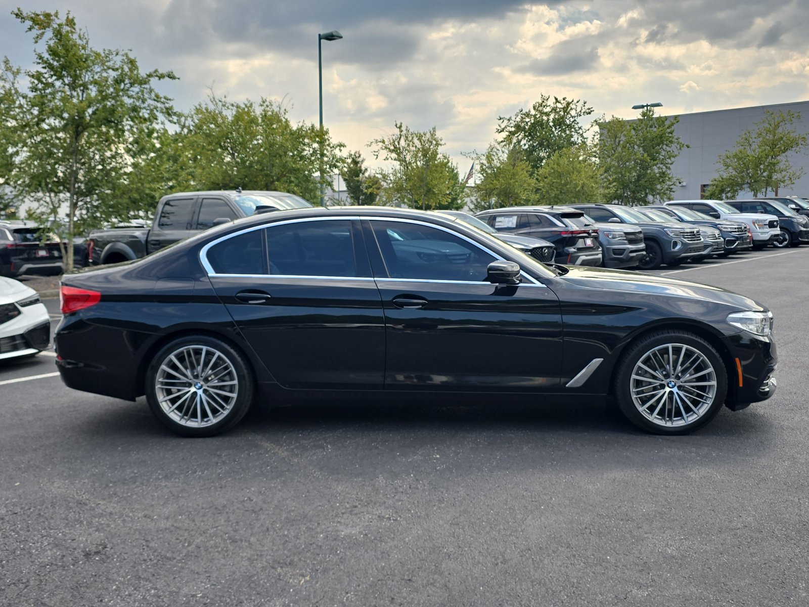 2019 Bmw 530i Sedan photo 4