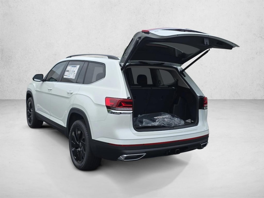 New 2026 Volkswagen Atlas SE w/Technology SUV