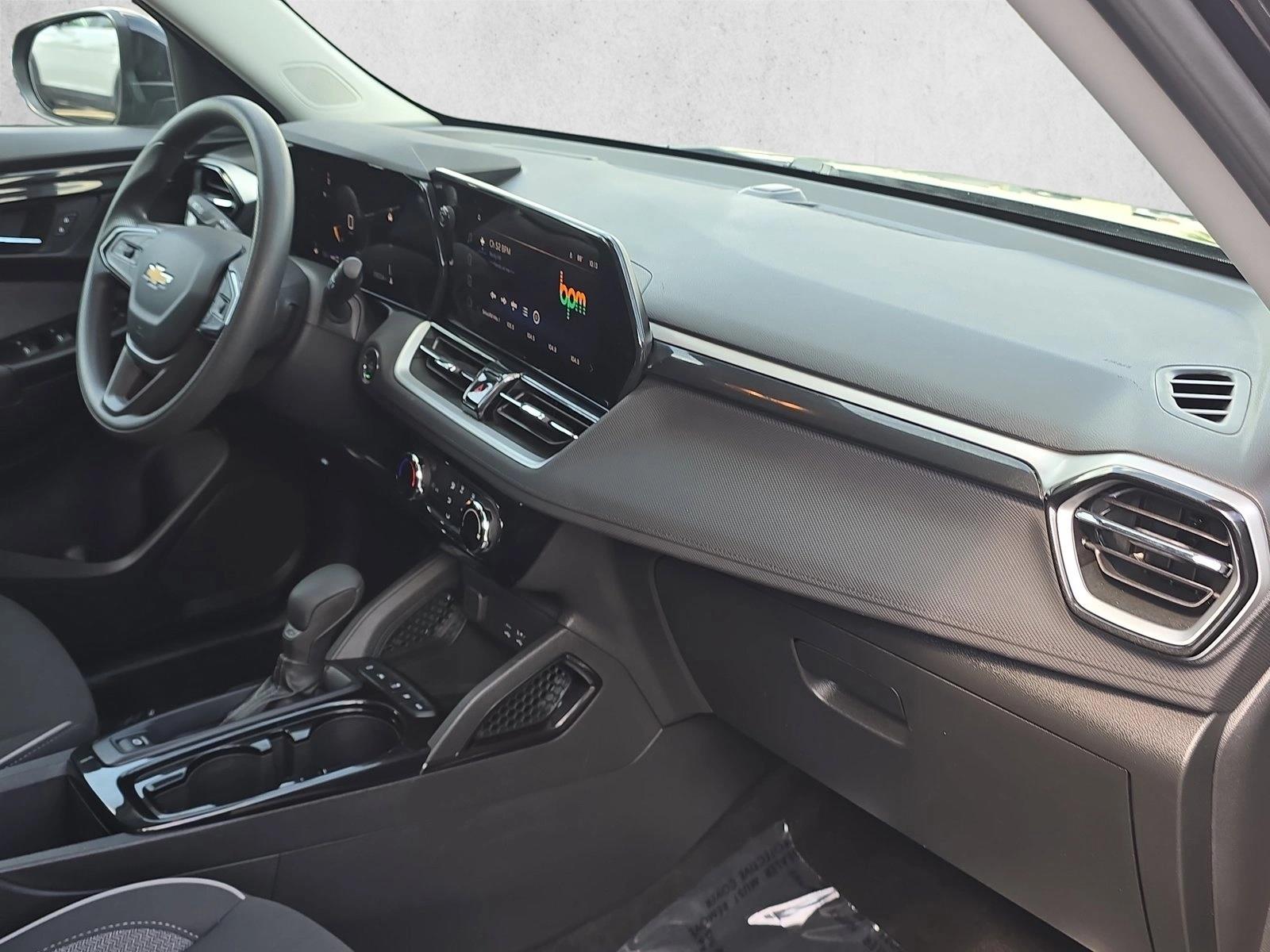 2024 Chevrolet TrailBlazer LT - Photo 23