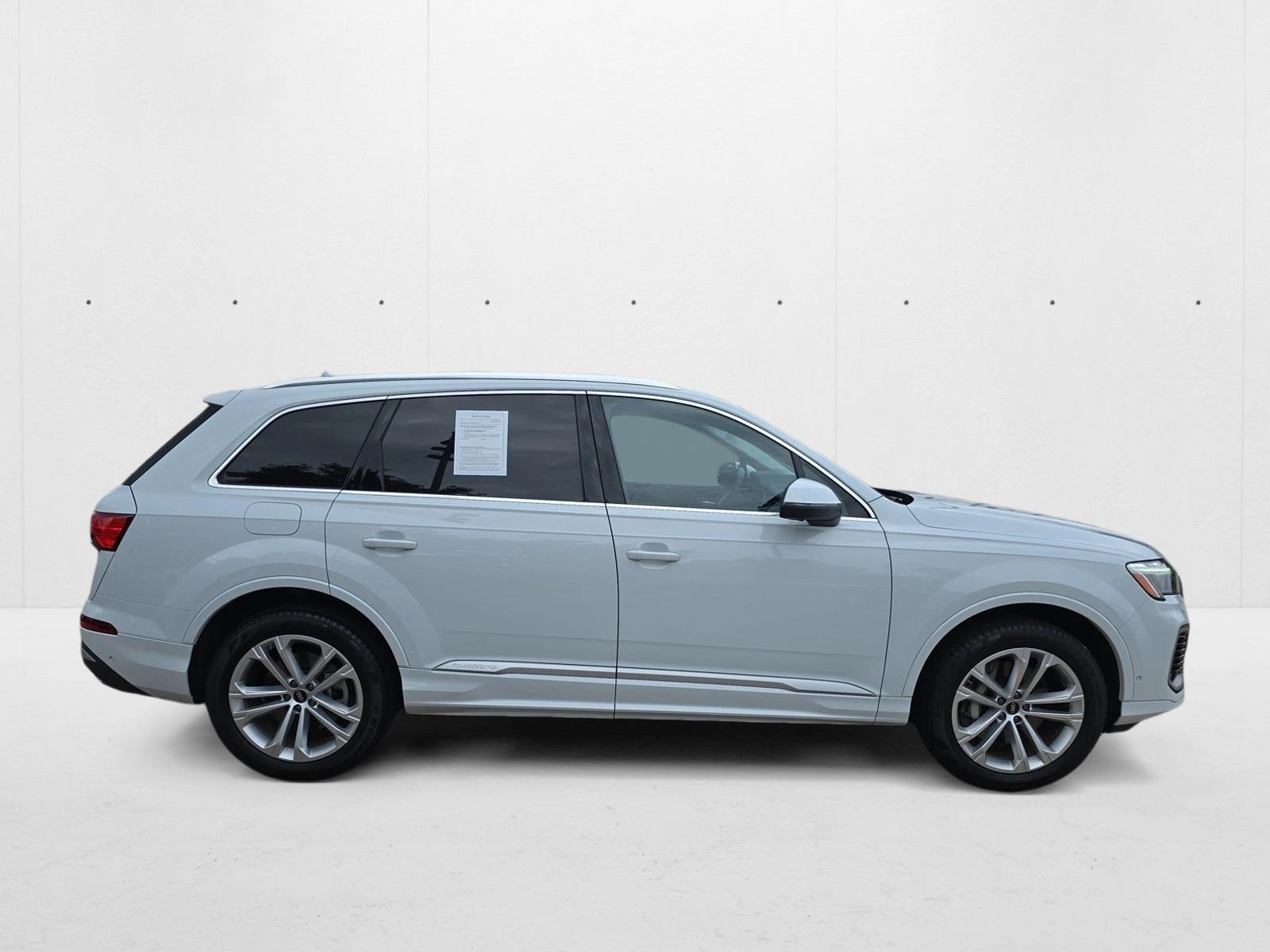 2025 Audi Q7 Premium Plus photo 4