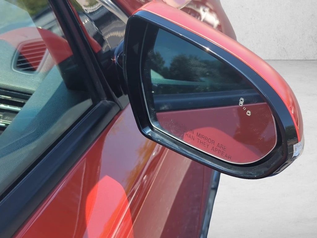 Used 2022 Kia Niro Touring SE SUV