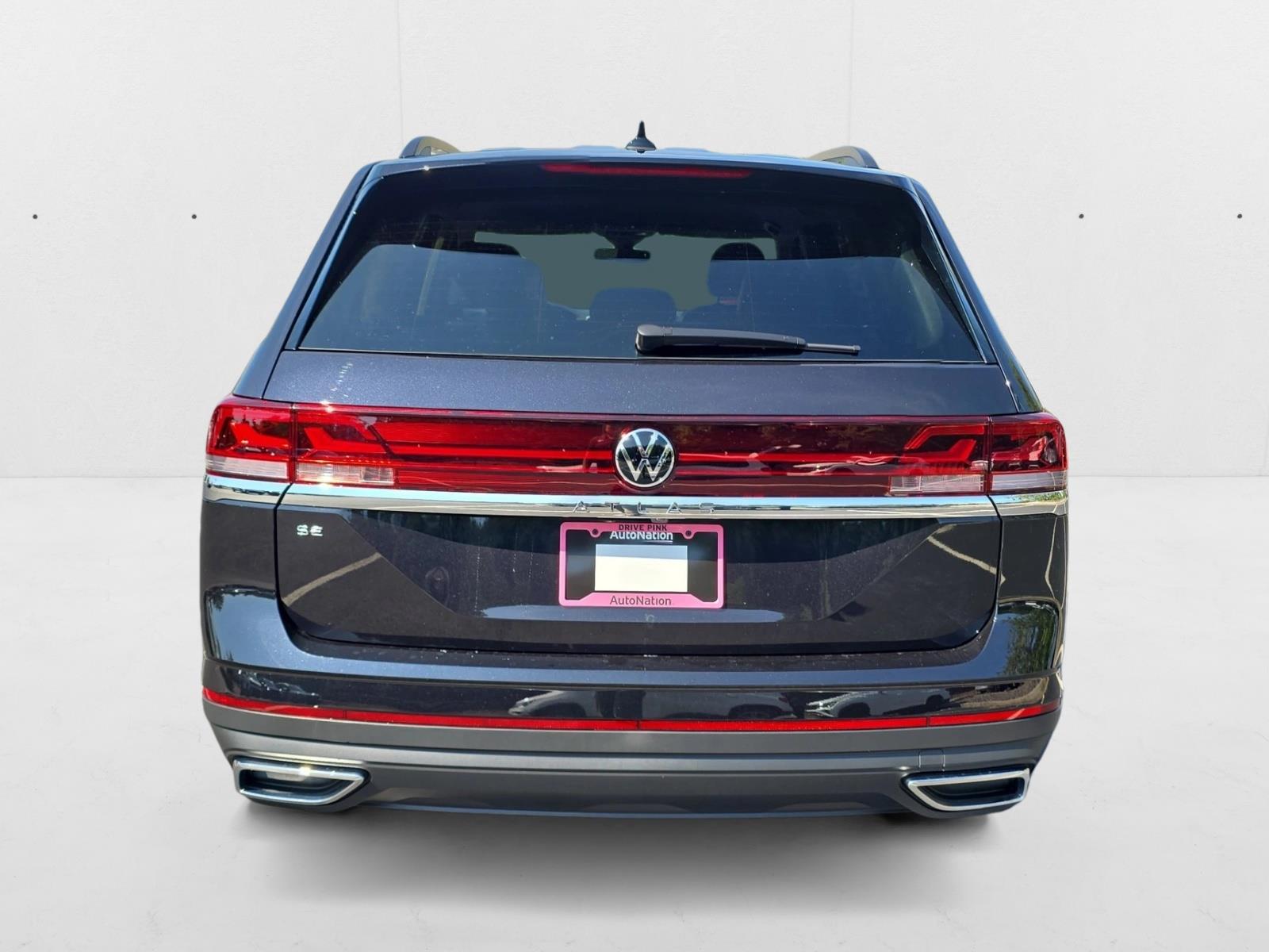 2026 Volkswagen Atlas SE photo 4