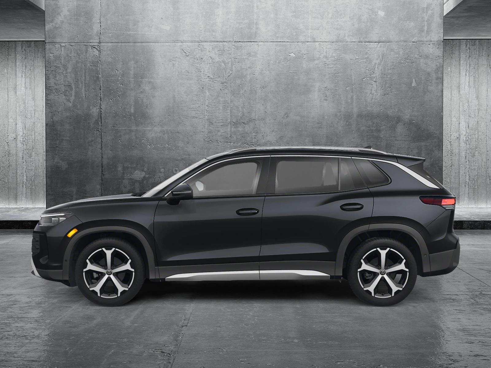 2025 Volkswagen Tiguan SE photo 2
