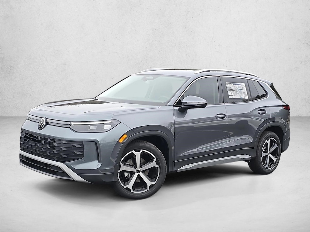 New 2026 Volkswagen Tiguan 2.0T SE SUV