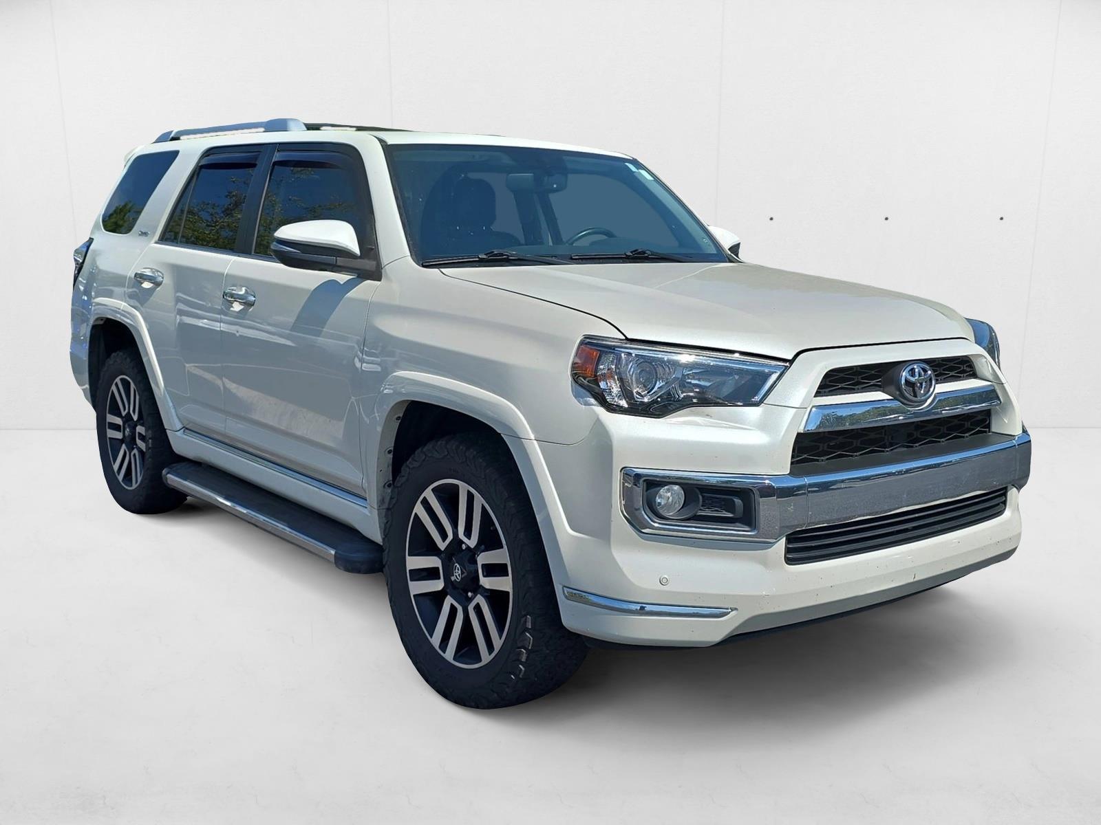 2015 Toyota 4Runner Limited photo 3