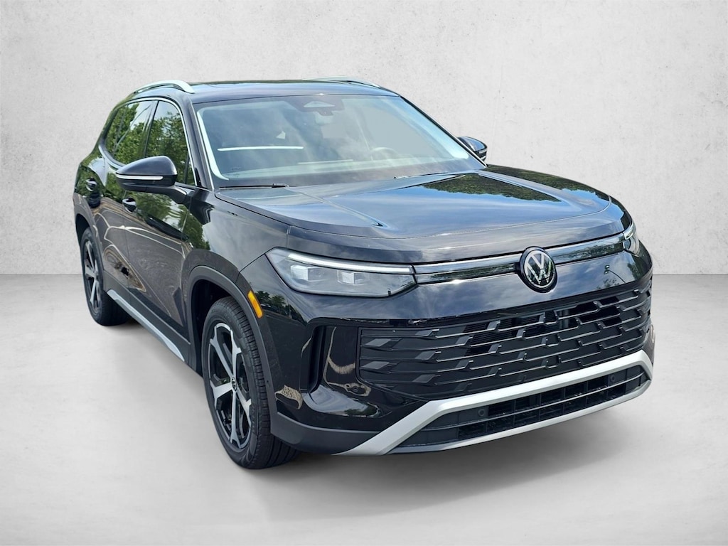 New 2026 Volkswagen Tiguan SE SUV
