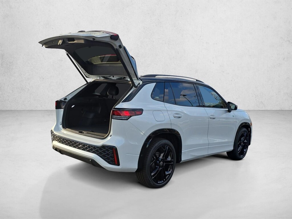 New 2026 Volkswagen Tiguan 2.0T SE R-Line Black SUV