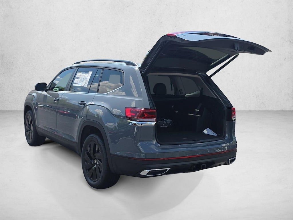 New 2026 Volkswagen Atlas SE w/Technology SUV