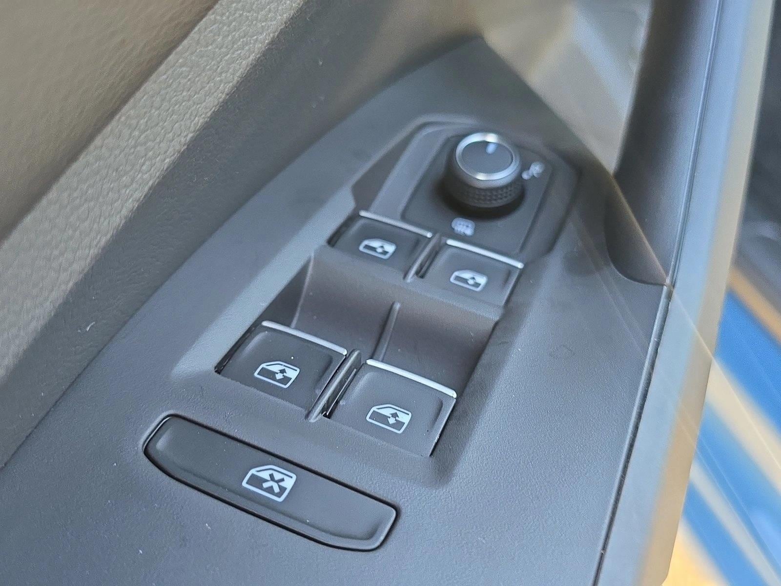 2026 Volkswagen Jetta Sport - Photo 11
