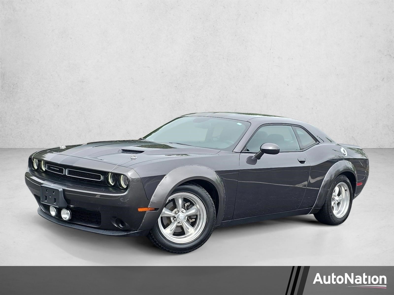 2019 Dodge Challenger SXT Auto's photo
