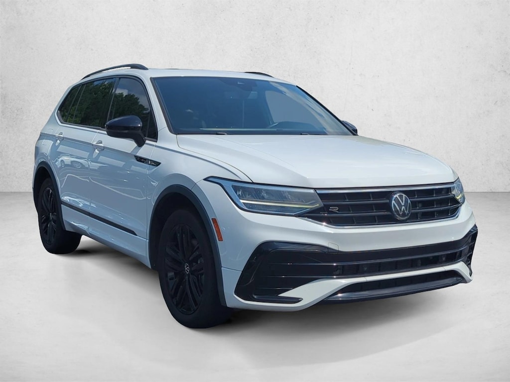 Used 2022 Volkswagen Tiguan SE R-Line Black SUV