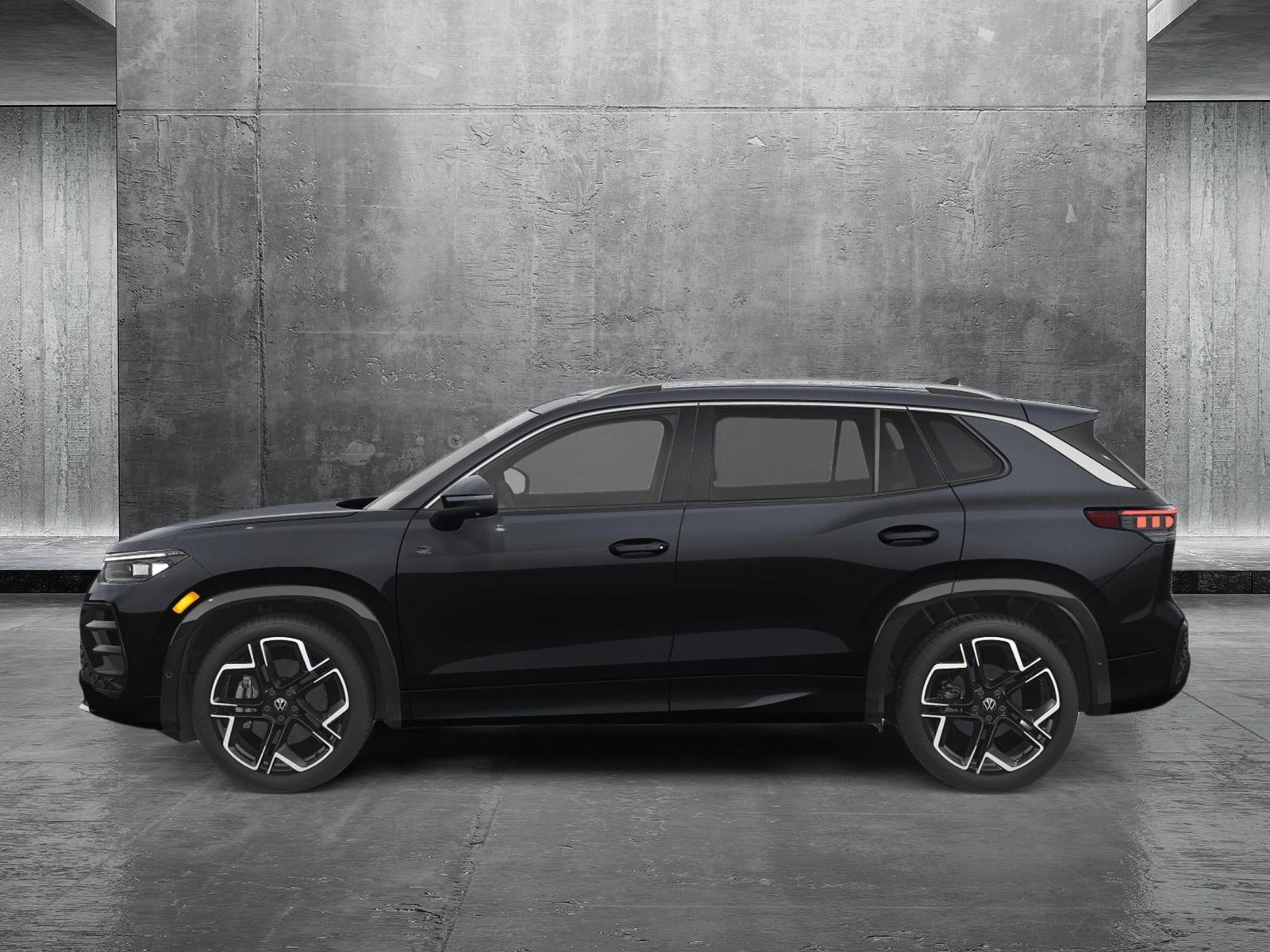 2025 Volkswagen Tiguan SEL R-Line Black photo 2