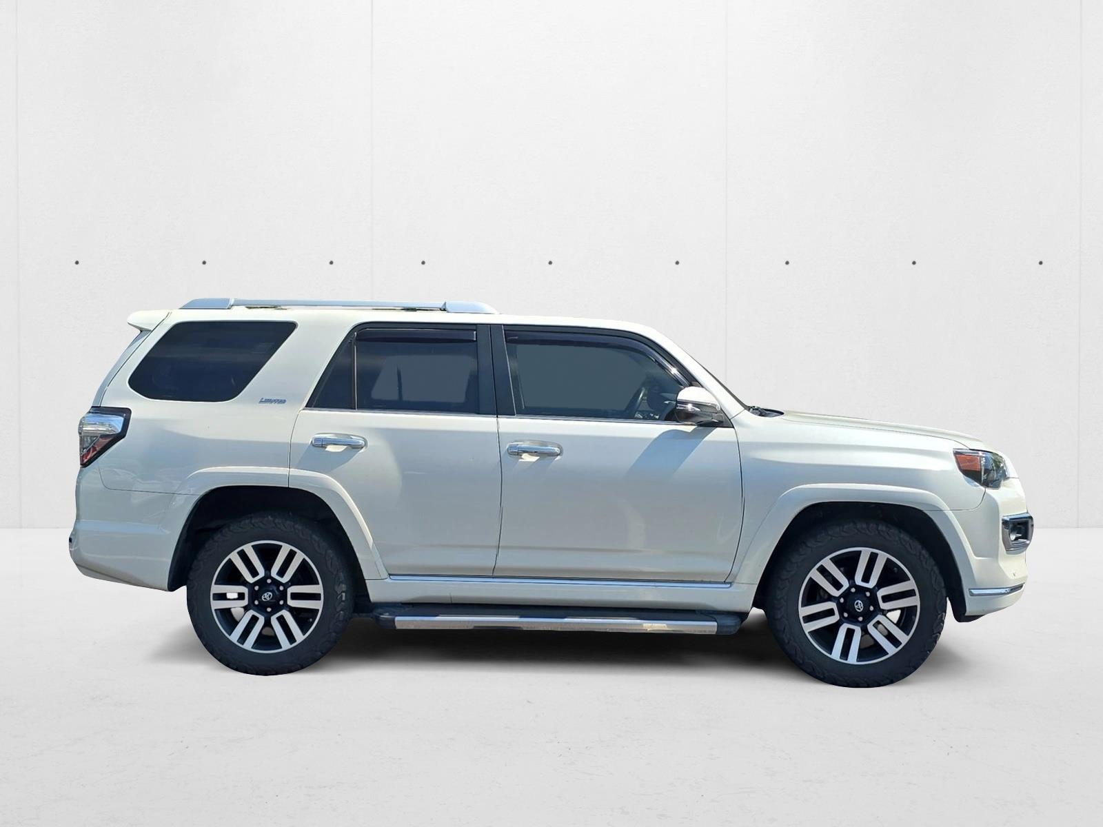2015 Toyota 4Runner Limited photo 4