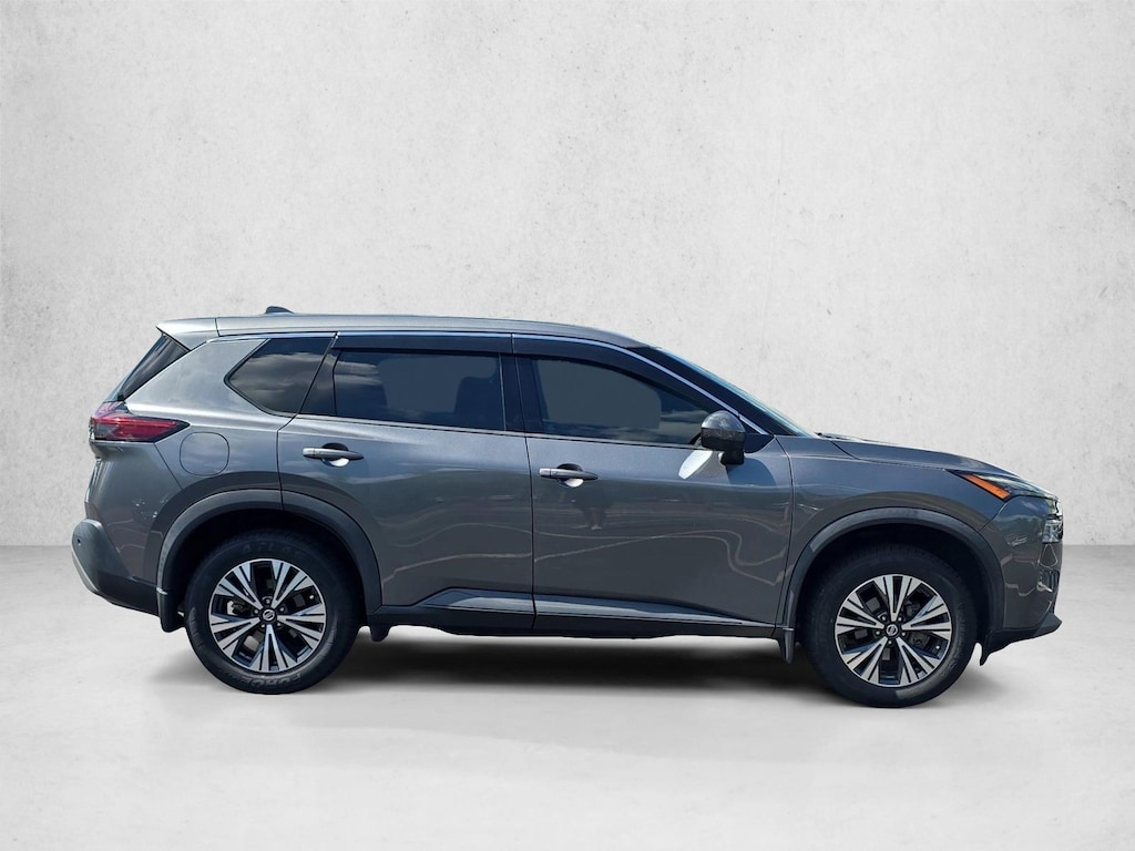 Used 2021 Nissan Rogue SV SUV
