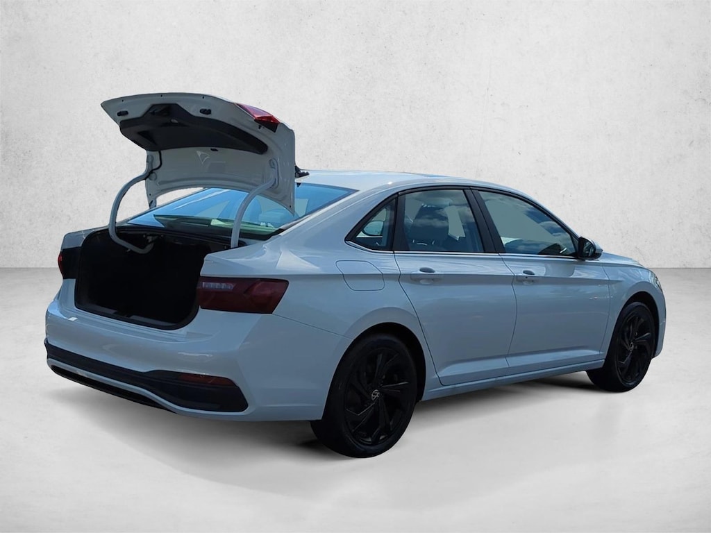 New 2026 Volkswagen Jetta 1.5T SE Sedan