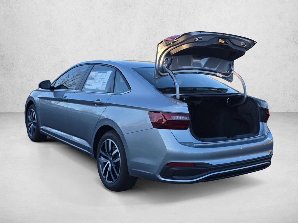 New 2026 Volkswagen Jetta 1.5T SE Sedan