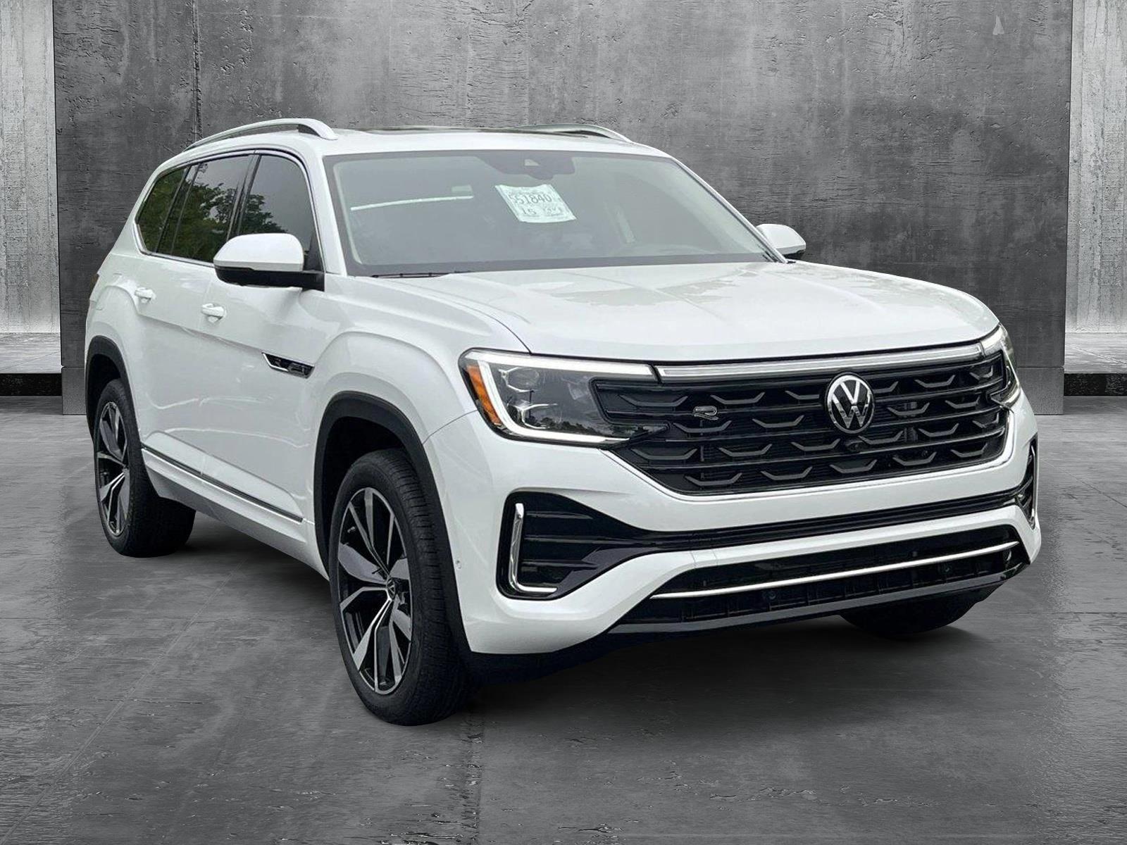2025 Volkswagen Atlas SEL Premium R-Line photo 3