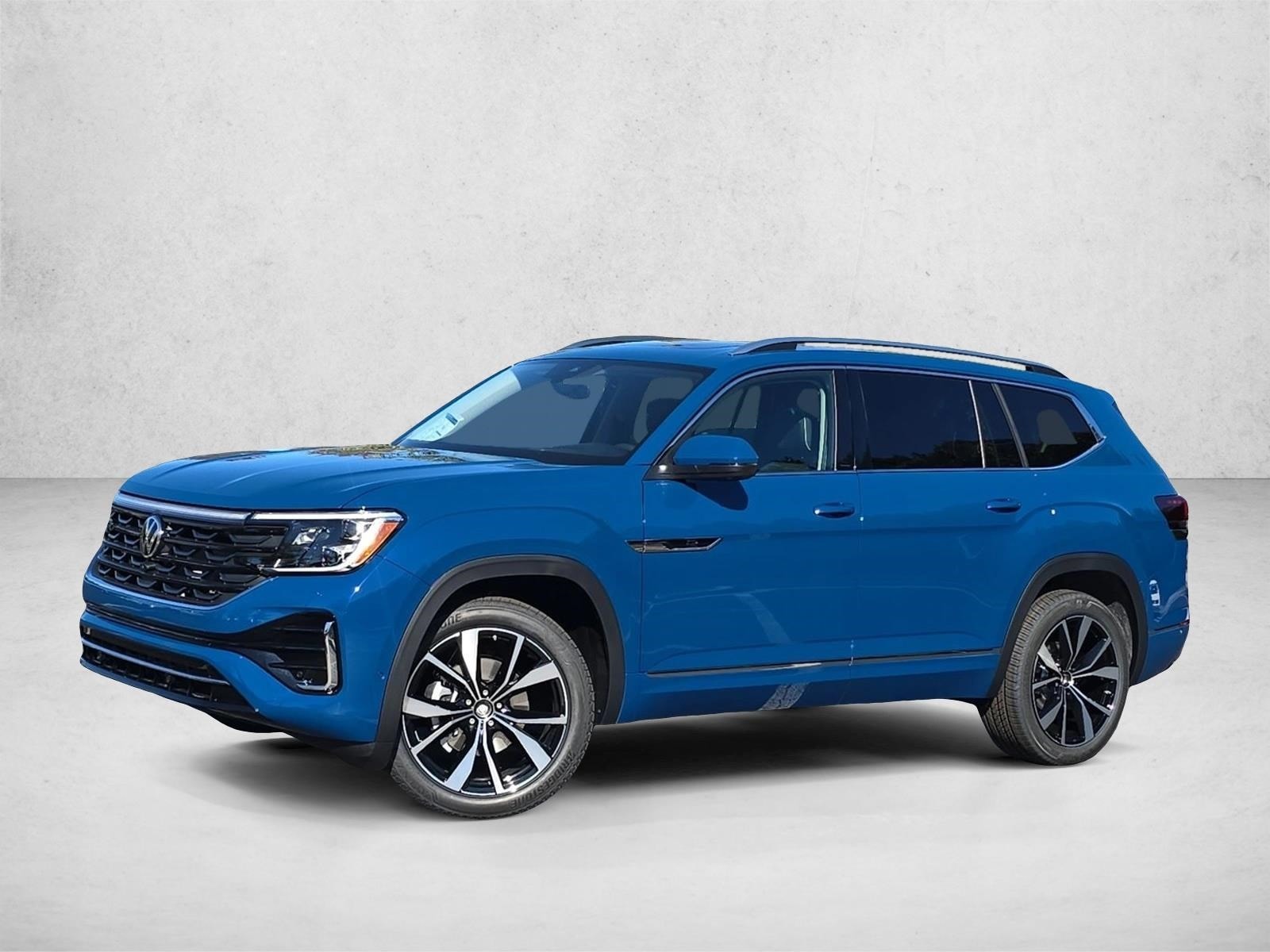 2026 Volkswagen Atlas SEL Premium R-Line's photo