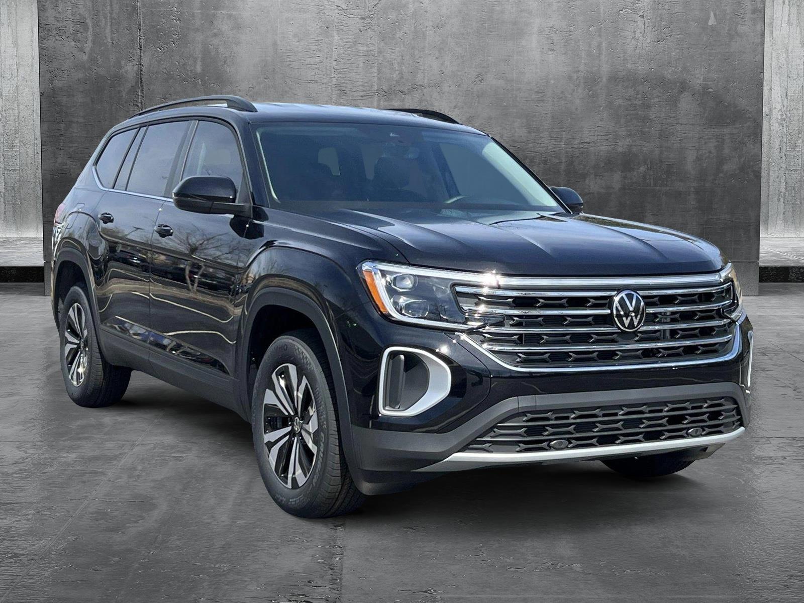 2025 Volkswagen Atlas SE photo 3
