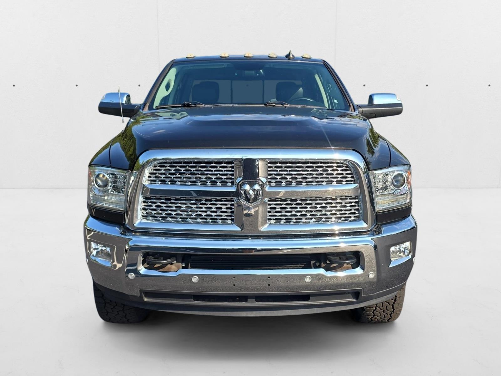 2018 Ram 2500 Laramie photo 2
