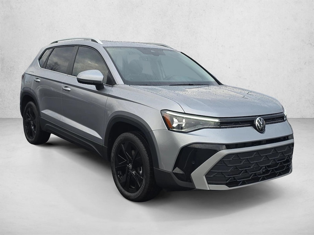 New 2026 Volkswagen Taos 1.5T SE SUV