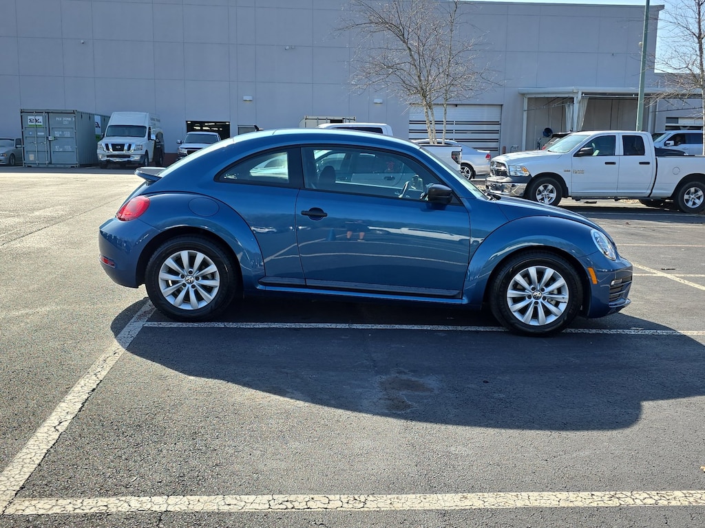 Used 2017 Volkswagen Beetle 1.8T S Hatchback
