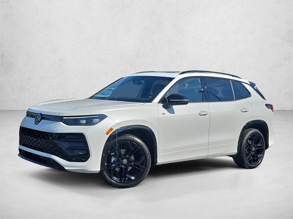 New 2026 Volkswagen Tiguan 2.0T SE SUV