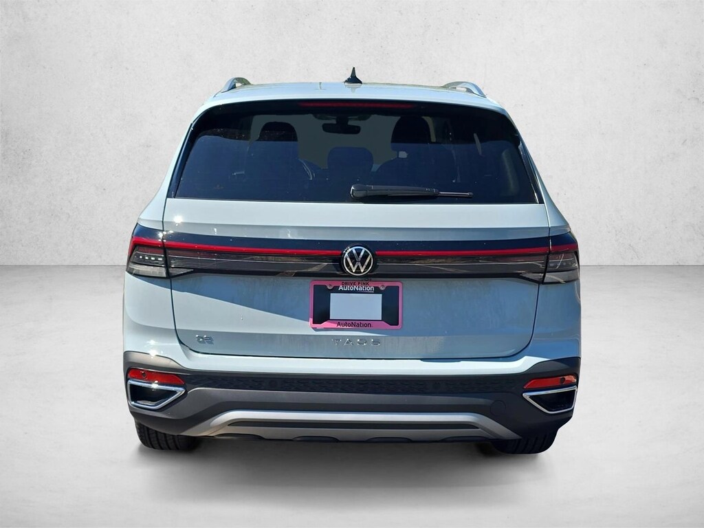 New 2026 Volkswagen Taos 1.5T SE SUV