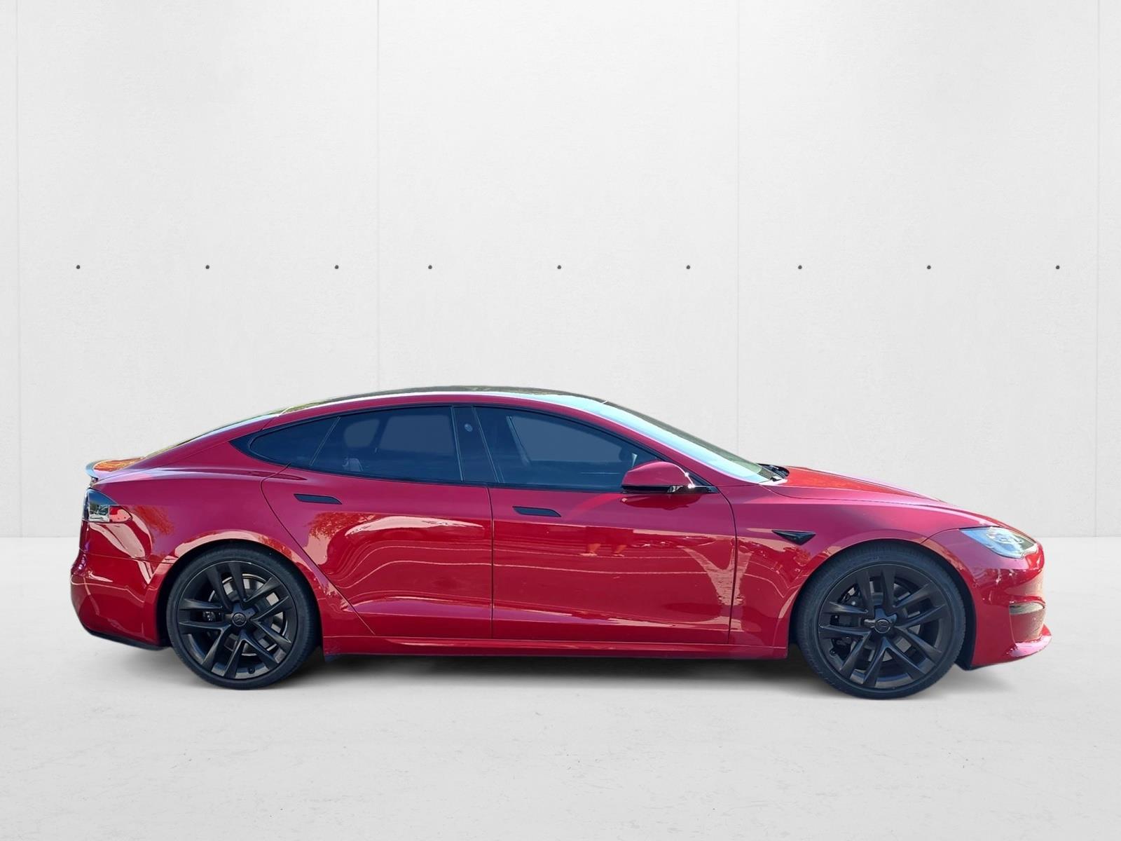 2021 Tesla Model S Plaid photo 4