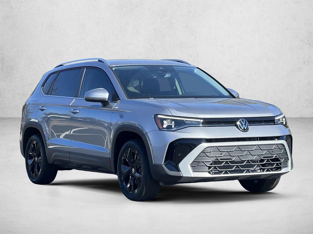 Used 2025 Volkswagen Taos SE SUV