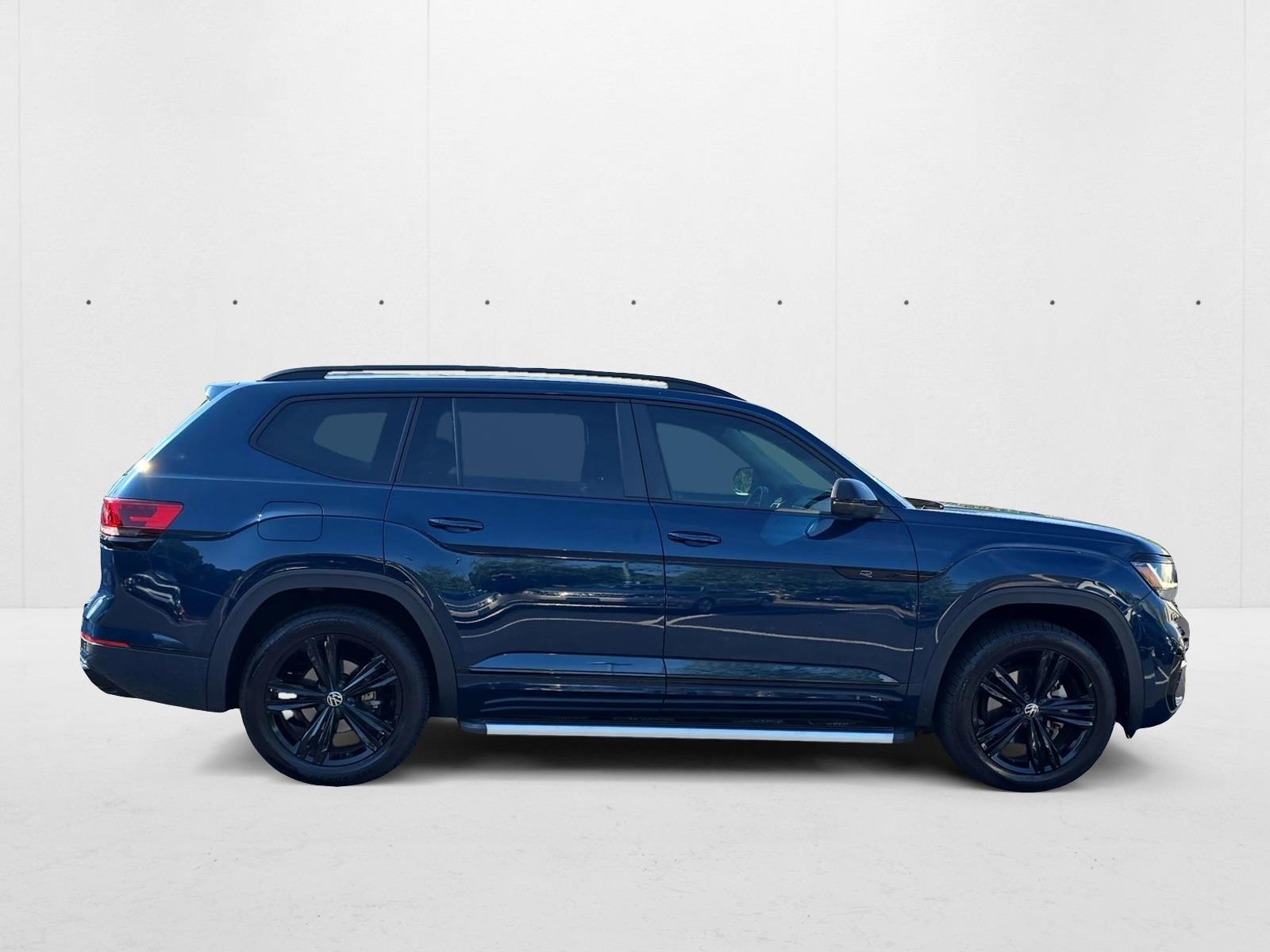 2022 Volkswagen Atlas V6 SEL R-Line photo 4