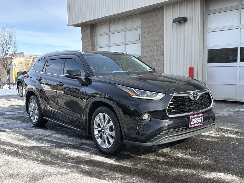 Used 2022 Toyota Highlander Limited SUV