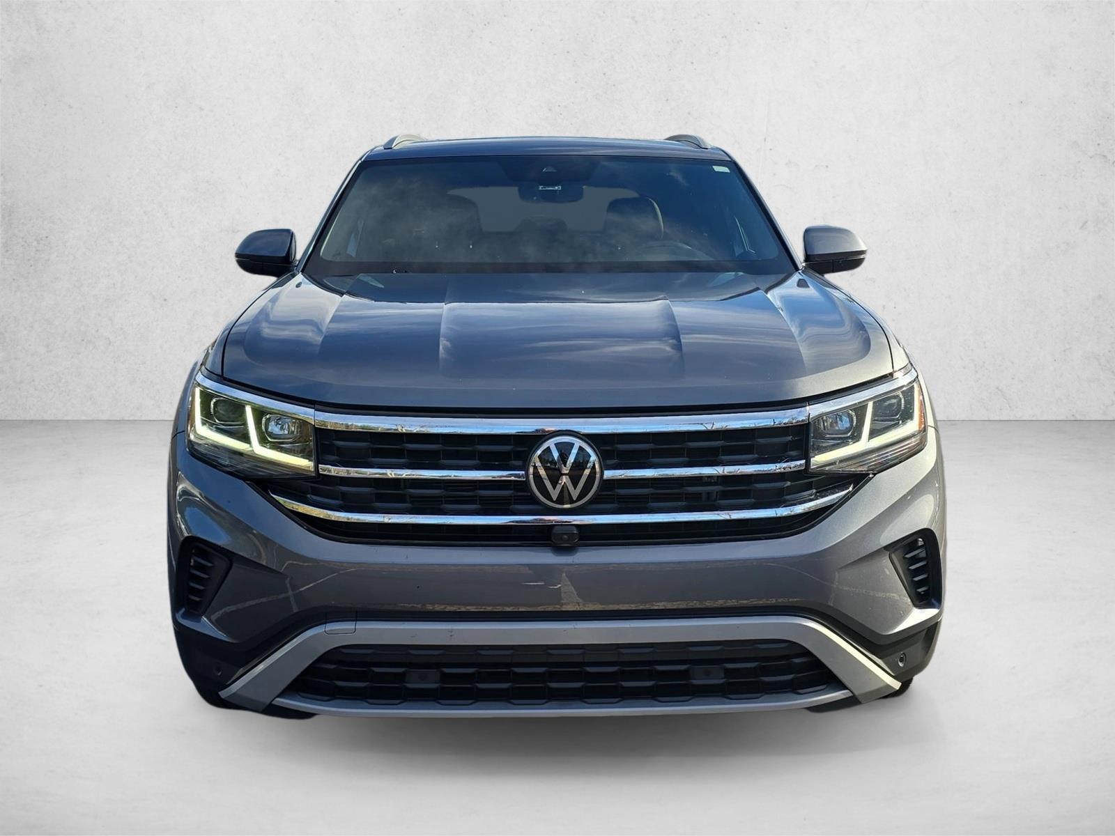 2021 Volkswagen Atlas Cross Sport V6 SEL Premium photo 2