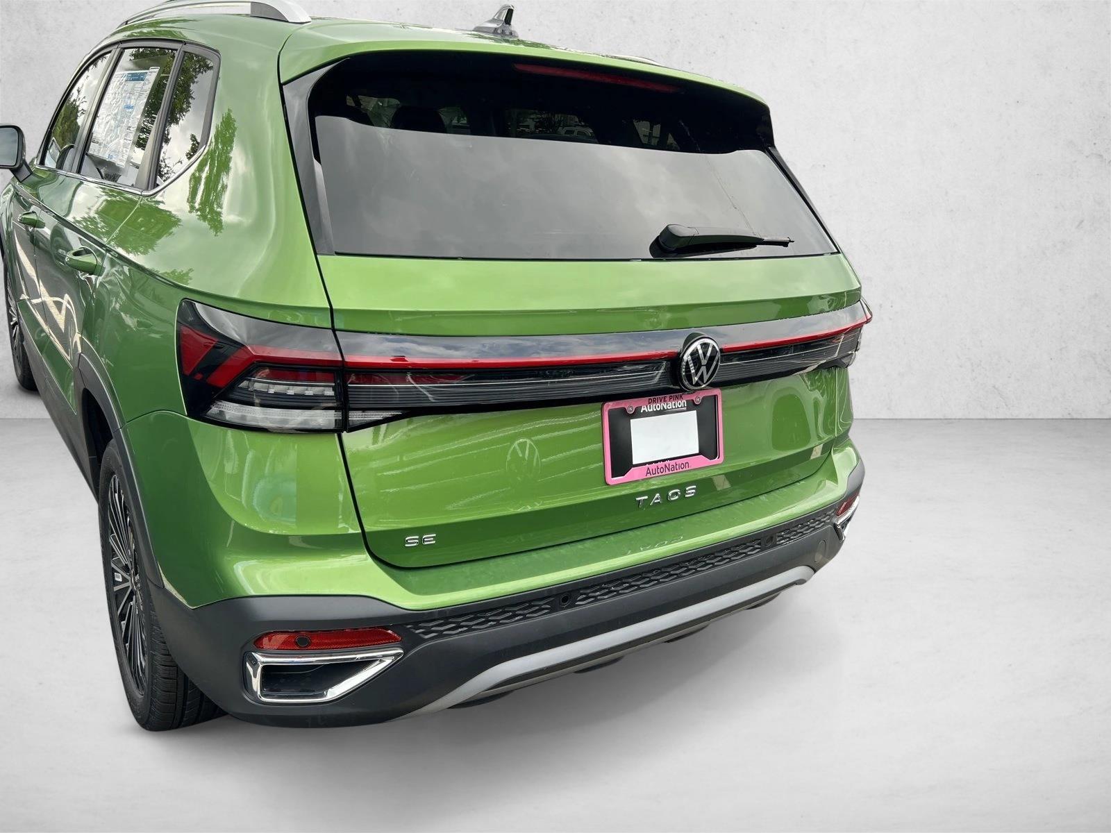 2025 Volkswagen Taos SE - Photo 13