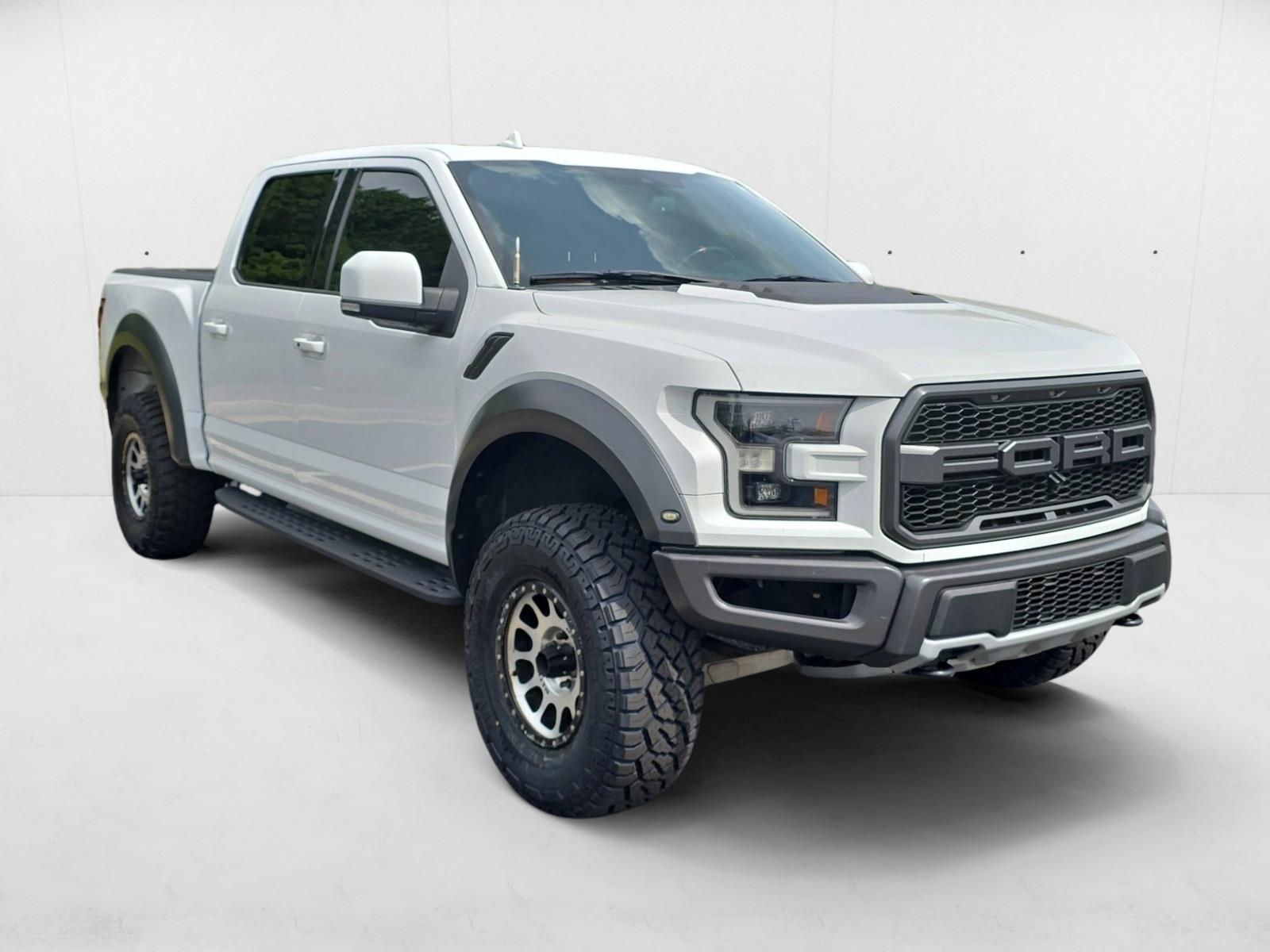 2019 Ford F-150 Raptor photo 3
