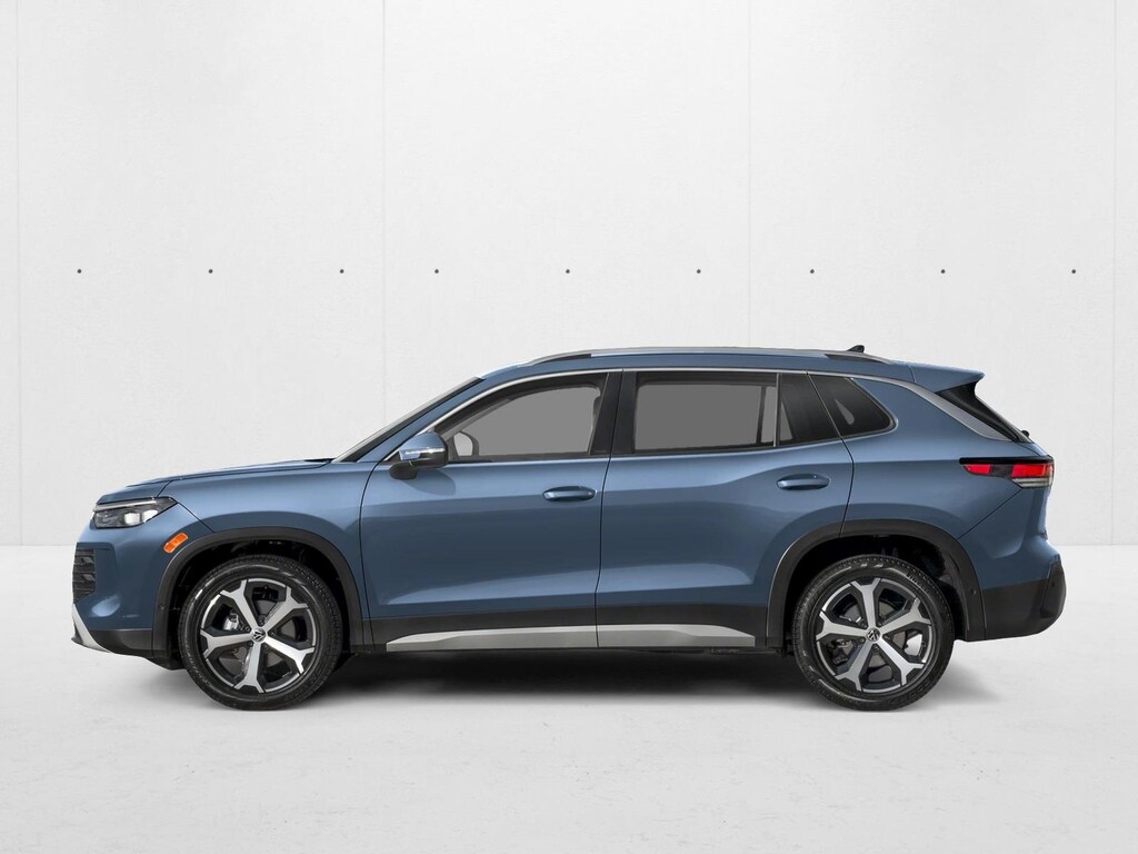 New 2026 Volkswagen Tiguan SE SUV