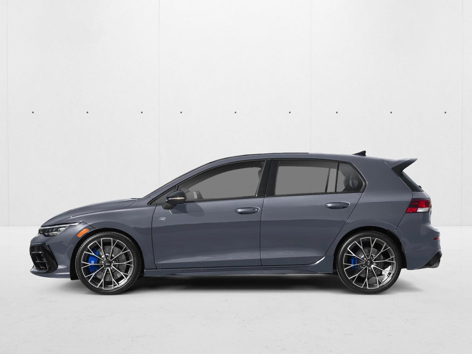 2026 Volkswagen Golf R 2.0 TSI photo 2