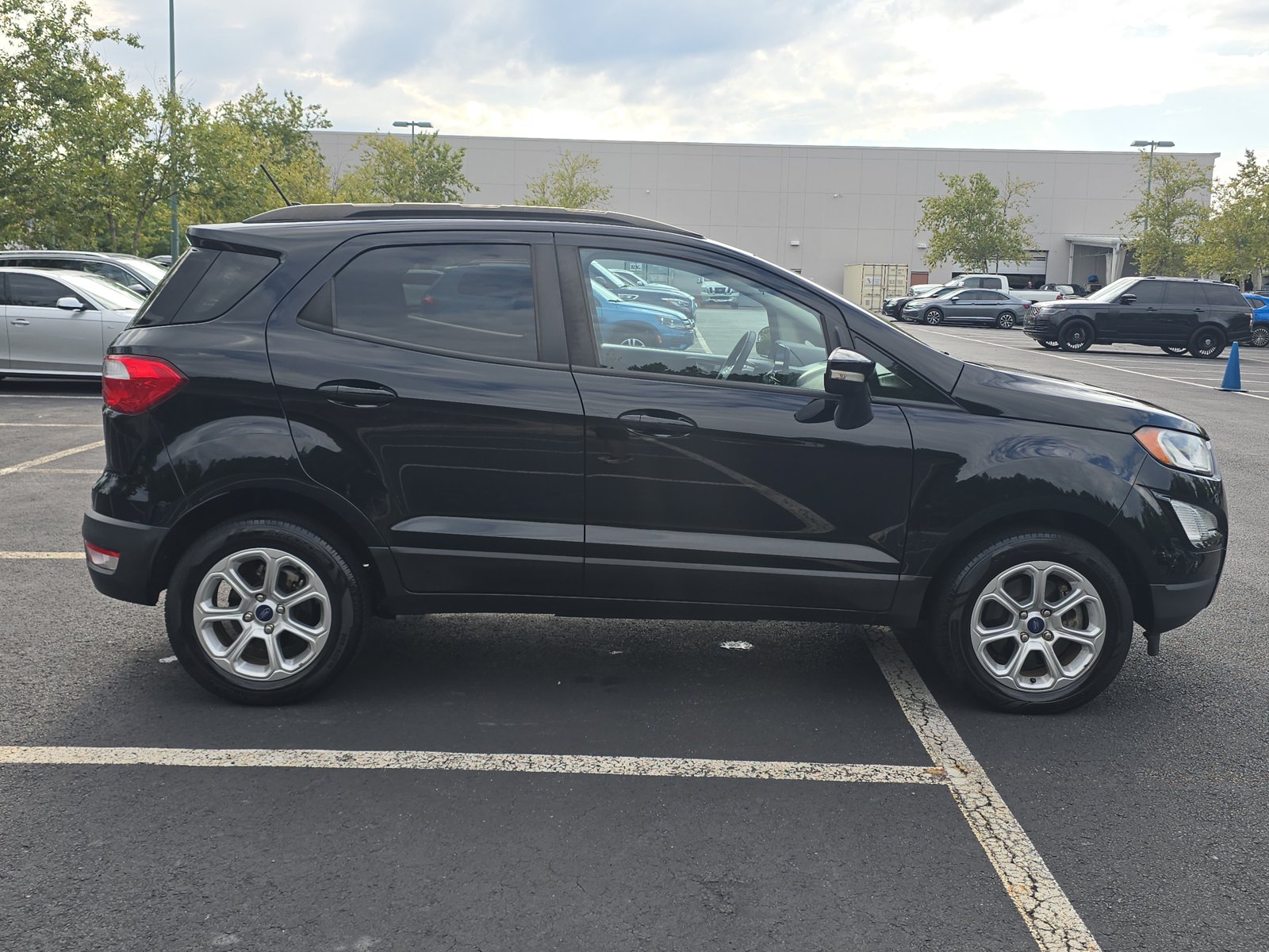 2020 Ford EcoSport SE photo 2