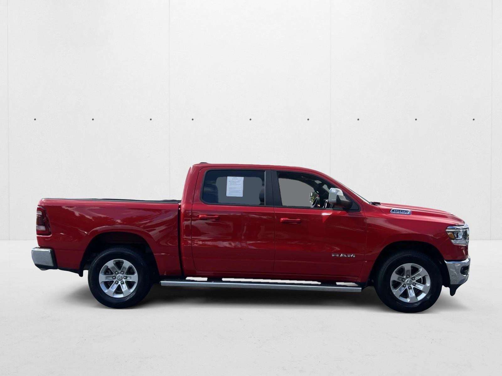 2023 Ram 1500 Laramie photo 4