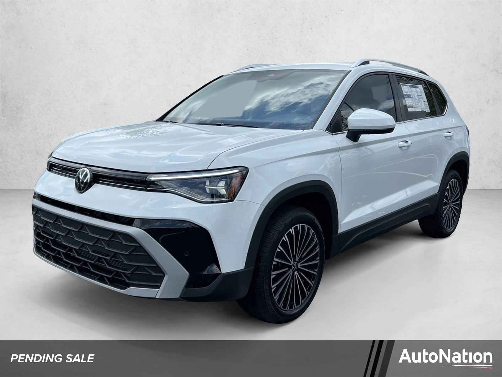 2025 Volkswagen Taos SE SUV